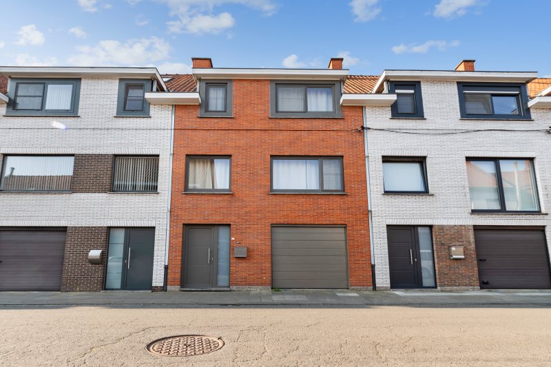 Huis Te Huur In Guido Gezellestraat 9A, Wevelgem | Habitat